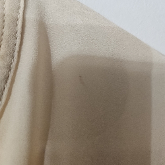 Lysse New York Beige Long Sleeve Blouse! - Picture 3 of 7